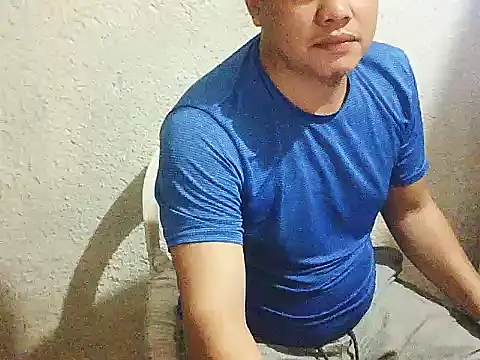 Snapshot of UrAsianGuy90 chatting on January 10, 2026, 12:12 am UrAsianGuy90 online show from January 10, 2026, 12:12 am