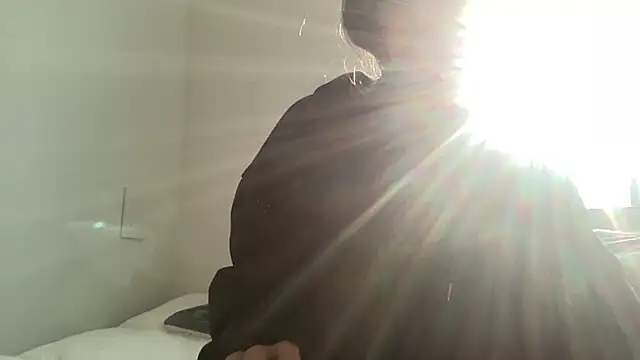 Sarah sumemers online show from March 2, 2026, 9:32 pm