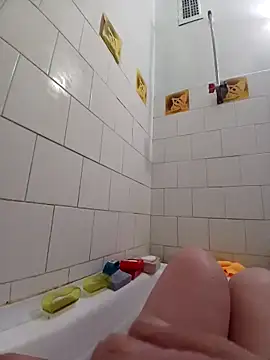 kanos71 online show from April 15, 2026, 4:47 pm