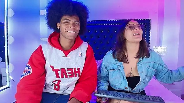 Cristal and luke online show from May 1, 2026, 3:22 am