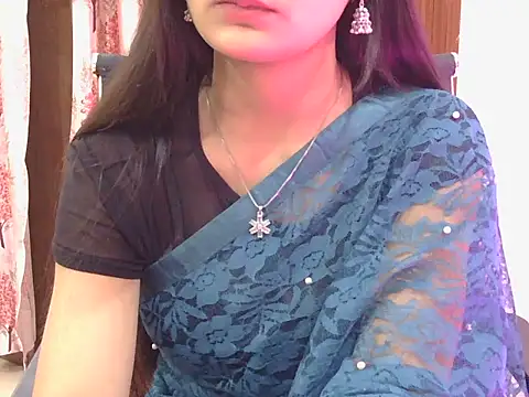 Snapshot of sweet_riyaaa chatting on February 10, 2026, 5:44 am sweet riyaaa online show from February 10, 2026, 5:44 am