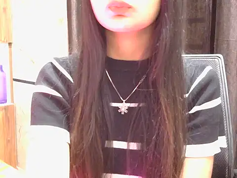 Snapshot of sweet_riyaaa chatting on February 21, 2026, 5:30 am sweet riyaaa online show from February 21, 2026, 5:30 am