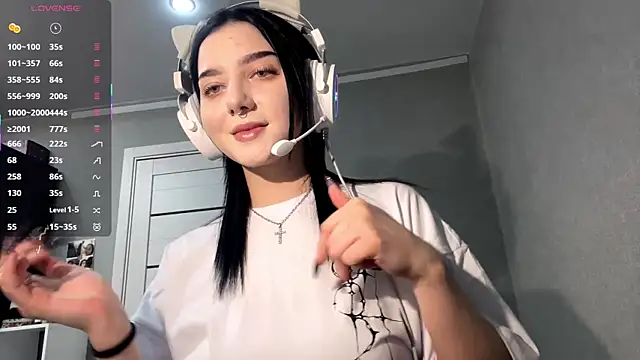 Snapshot of TomiRodenberg chatting on January 9, 2026, 1:58 pm TomiRodenberg online show from January 9, 2026, 1:58 pm