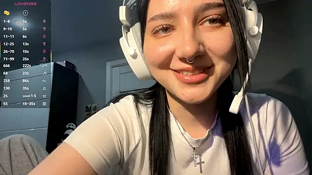 Snapshot of TomiRodenberg chatting on January 11, 2026, 1:27 pm TomiRodenberg online show from January 11, 2026, 1:27 pm