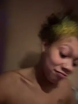 Snapshot of Tamiii420 chatting on January 14, 2026, 3:34 am Tamiii420 online show from January 14, 2026, 3:34 am