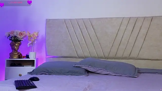 Snapshot of DulceRouss_ chatting on February 11, 2026, 11:59 am DulceRouss online show from February 11, 2026, 11:59 am