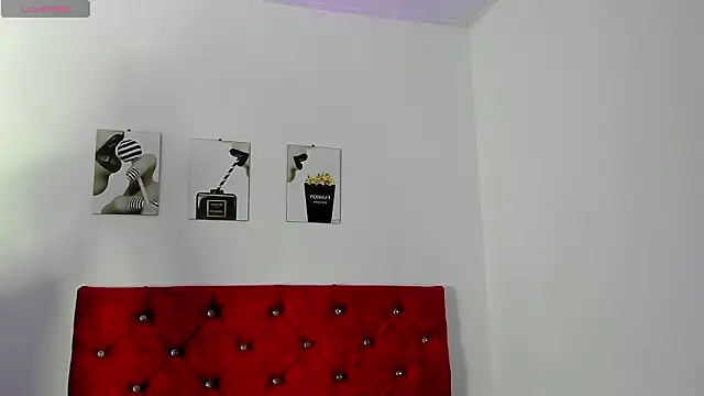 Snapshot of Liamsubtle01 chatting on February 12, 2026, 11:05 am Liamsubtle01 online show from February 12, 2026, 11:05 am