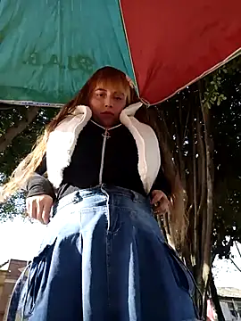 Snapshot of ISABELLA-01_ chatting on February 14, 2026, 9:22 pm ISABELLA-01 online show from February 14, 2026, 9:22 pm