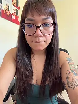 AlinayAlesso online show from January 8, 2026, 2:30 pm