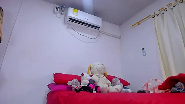 vennuss19 online show from April 7, 2026, 12:27 pm