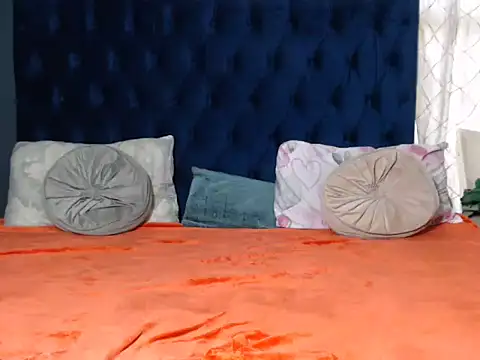 SexyLadyBoobsxx05 online show from January 12, 2026, 4:12 pm