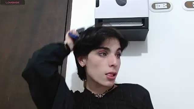 lilithot23 online show from January 13, 2026, 9:20 pm