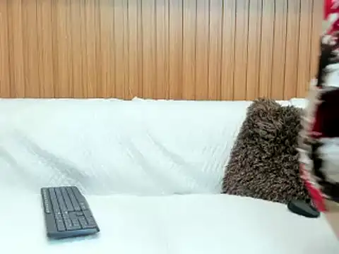 Snapshot of Riley_Reid_Milf chatting on February 24, 2026, 12:58 pm Riley Reid Milf online show from February 24, 2026, 12:58 pm