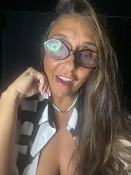 Snapshot of Annalua73 chatting on March 13, 2026, 11:33 pm Annalua73 online show from March 13, 2026, 11:33 pm