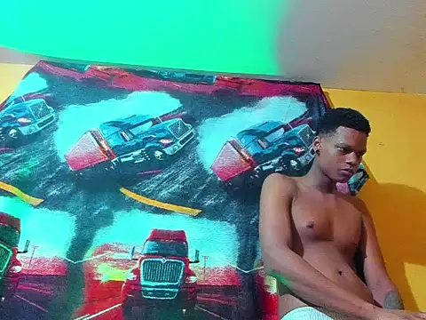 aunstin mohamme online show from February 10, 2026, 4:38 am