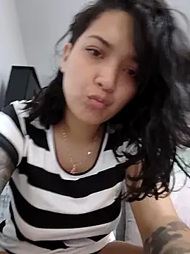 Lilitth  online show from February 13, 2026, 4:36 pm