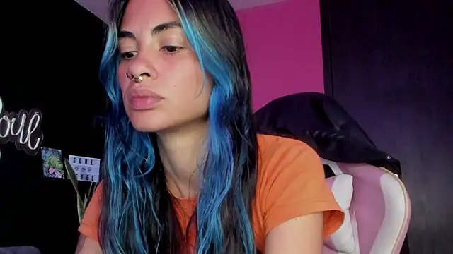 Snapshot of azula_lillet chatting on March 23, 2026, 10:14 pm azula lillet online show from March 23, 2026, 10:14 pm