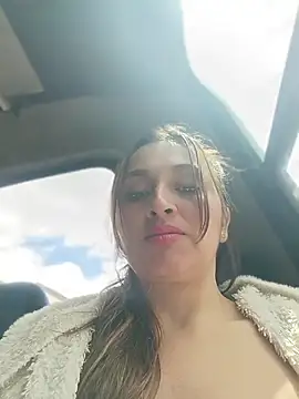 Alejandra N online show from July 14, 2026, 4:56 pm