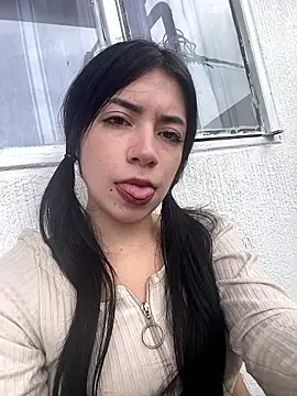 Snapshot of LunaSeduct chatting on January 13, 2026, 4:23 pm LunaSeduct online show from January 13, 2026, 4:23 pm