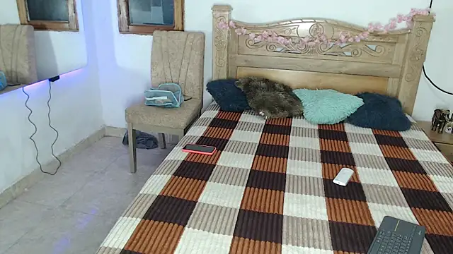 Snapshot of bratz_glloe chatting on January 13, 2026, 1:55 am bratz glloe online show from January 13, 2026, 1:55 am