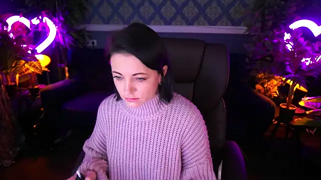 Snapshot of Dafni_Monn chatting on January 16, 2025, 6:35 am Dafni Monn online show from January 16, 2025, 6:35 am