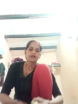 Snapshot of Hasmi_hot09 chatting on February 18, 2026, 4:25 pm Hasmi hot09 online show from February 18, 2026, 4:25 pm