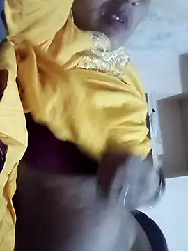 Snapshot of Hasmi_hot09 chatting on February 21, 2026, 5:36 pm Hasmi hot09 online show from February 21, 2026, 5:36 pm