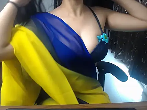 Snapshot of Sassy_babes1 chatting on January 19, 2026, 8:51 am Sassy babes1 online show from January 19, 2026, 8:51 am