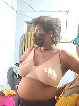 divyasree1431 online show from February 11, 2026, 7:30 pm