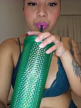 Angelmoon04 online show from May 11, 2026, 1:55 am