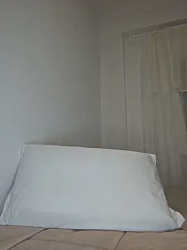 Angelmoon04 online show from May 31, 2026, 2:42 am