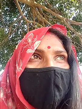 Snapshot of Hotchayaji chatting on February 9, 2026, 7:56 am Hotchayaji online show from February 9, 2026, 7:56 am