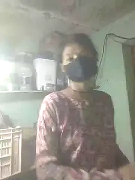 Hotmayahot online show from June 18, 2026, 8:03 am