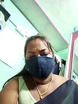 Snapshot of Tamil_Hot_Priya chatting on January 17, 2026, 11:41 pm Tamil Hot Priya online show from January 17, 2026, 11:41 pm