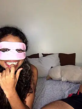 Snapshot of BrazilianDuoSexy chatting on January 14, 2026, 2:06 am BrazilianDuoSexy online show from January 14, 2026, 2:06 am