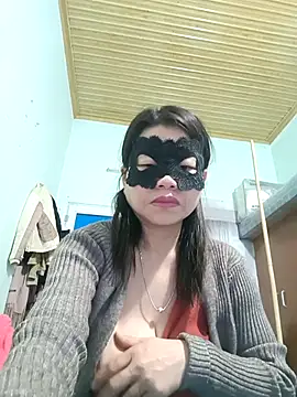 Snapshot of Hana2026 chatting on February 13, 2026, 9:44 pm Hana2026 online show from February 13, 2026, 9:44 pm