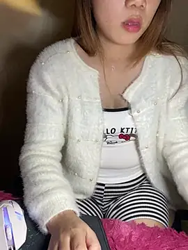 Snapshot of An-An19 chatting on February 1, 2026, 2:48 pm An-An19 online show from February 1, 2026, 2:48 pm