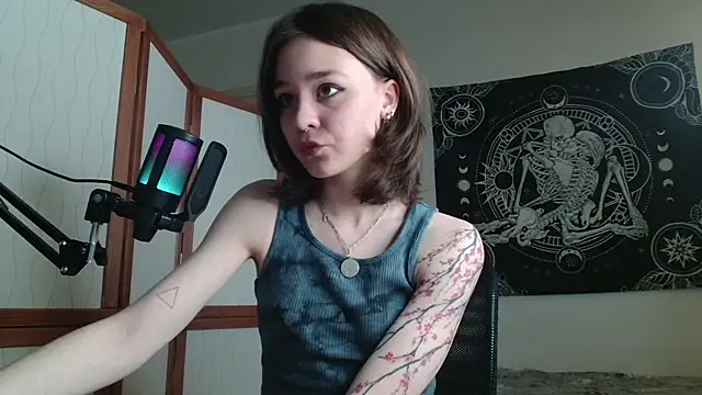 Snapshot of Mysterious_Toy chatting on February 10, 2026, 5:06 pm Mysterious Toy online show from February 10, 2026, 5:06 pm