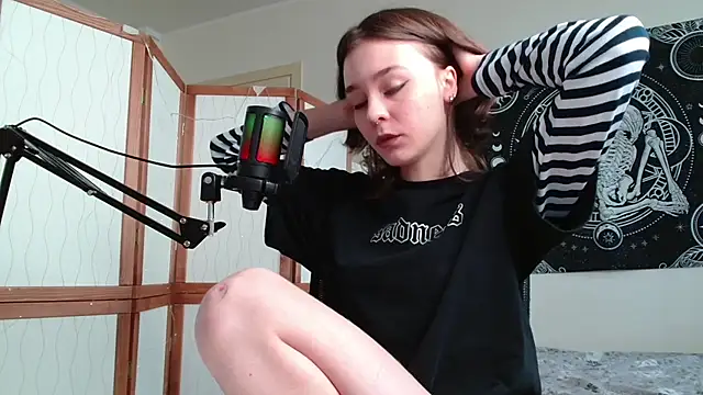 Snapshot of Mysterious_Toy chatting on March 12, 2026, 11:27 am Mysterious Toy online show from March 12, 2026, 11:27 am