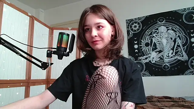 Snapshot of Mysterious_Toy chatting on March 14, 2026, 12:21 pm Mysterious Toy online show from March 14, 2026, 12:21 pm