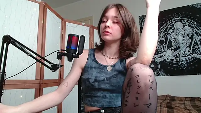 Snapshot of Mysterious_Toy chatting on March 18, 2026, 11:35 am Mysterious Toy online show from March 18, 2026, 11:35 am