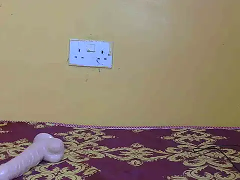 Snapshot of Quueenafrica chatting on February 19, 2026, 8:38 pm Quueenafrica online show from February 19, 2026, 8:38 pm