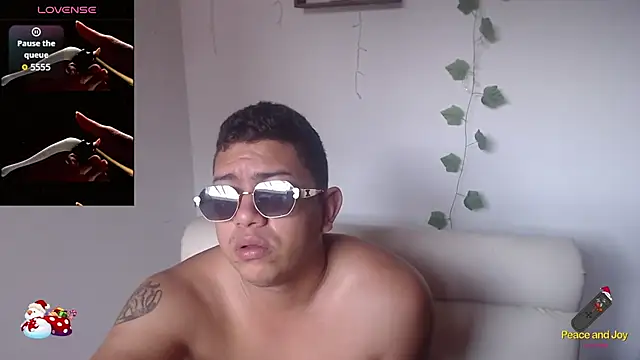 Snapshot of MaxSteel155 chatting on January 10, 2026, 6:20 pm MaxSteel155 online show from January 10, 2026, 6:20 pm