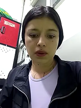 Snapshot of Harley_quinzell chatting on January 14, 2026, 6:24 pm Harley quinzell online show from January 14, 2026, 6:24 pm