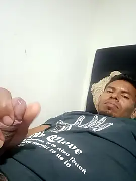 adambrosk 08 online show from February 15, 2026, 5:26 am