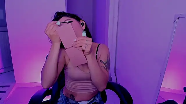 Snapshot of Nathasha_bdsm_ chatting on February 23, 2026, 1:08 pm Nathasha bdsm online show from February 23, 2026, 1:08 pm