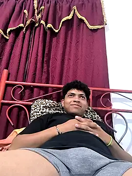 Snapshot of VersedChip chatting on January 14, 2026, 2:50 am VersedChip online show from January 14, 2026, 2:50 am