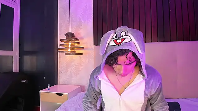 Fran Smiths online show from February 20, 2026, 8:20 pm