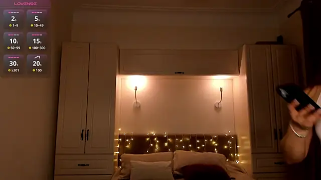 Snapshot of AshleyBlushh chatting on February 13, 2026, 9:00 pm AshleyBlushh online show from February 13, 2026, 9:00 pm