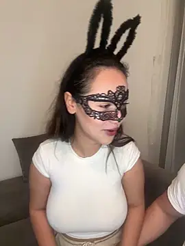 Snapshot of xMelyxX chatting on February 15, 2026, 9:22 pm xMelyxX online show from February 15, 2026, 9:22 pm